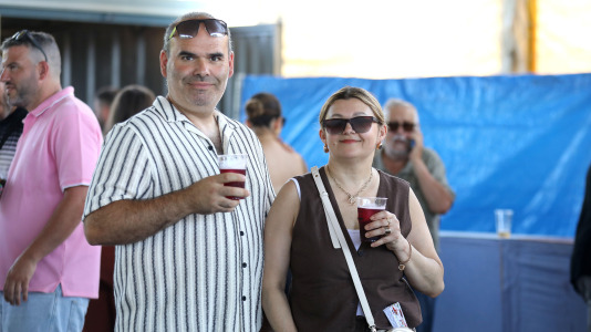 El barrio retó al calor para celebrar la fiesta de su patrón