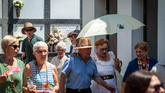 Vilacoba (Abegondo) celebró una jornada de celebración con música y comida