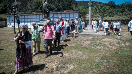 Vilacoba (Abegondo) celebró una jornada de celebración con música y comida