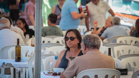 Vilacoba (Abegondo) celebró una jornada de celebración con música y comida