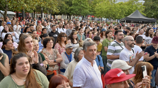 Sasha Moon, Kim Miller, Alba Reche y Terrae DJ’S despidieron este miércoles los conciertos de la plaza de Pontevedra. A partir del jueves se desplaza a los jardines de Méndez Núñez