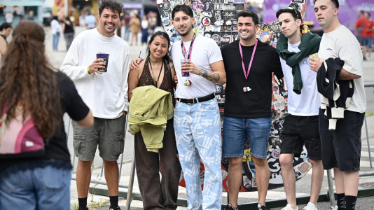 Esta nueva edición del Morriña Fest abrió su primer día con Lemot, teniendo como platos fuertes a Belén Aguilera, Juanes y Manuel Turizo