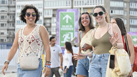 Esta nueva edición del Morriña Fest abrió su primer día con Lemot, teniendo como platos fuertes a Belén Aguilera, Juanes y Manuel Turizo