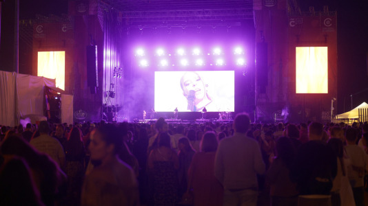 El talento gallego de 9Louro y la música de Young Miko copan el Morriña Fest en su segunda jornada