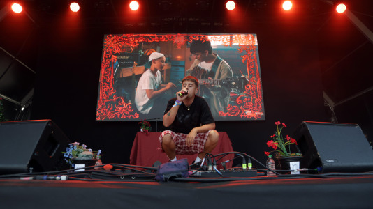 El talento gallego de 9Louro y la música de Young Miko copan el Morriña Fest en su segunda jornada