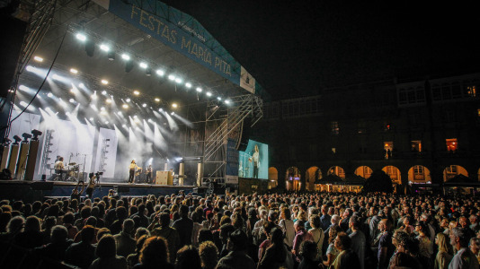 Luz Casal se creció en A Coruña con un concierto accidentado