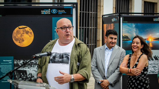 A Coruña acoge la exposición con imágenes de algunos de los fotoperiodistas más destacados de la ciudad y la comunidad, entre ellos, los de El Ideal Gallego Javier Alborés, Patricia G. Fraga, Quintana, Carlota Blanco y Germán Barreiros