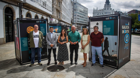 A Coruña acoge la exposición con imágenes de algunos de los fotoperiodistas más destacados de la ciudad y la comunidad, entre ellos, los de El Ideal Gallego Javier Alborés, Patricia G. Fraga, Quintana, Carlota Blanco y Germán Barreiros