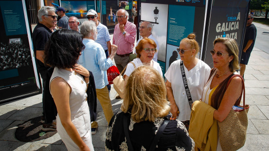A Coruña acoge la exposición con imágenes de algunos de los fotoperiodistas más destacados de la ciudad y la comunidad, entre ellos, los de El Ideal Gallego Javier Alborés, Patricia G. Fraga, Quintana, Carlota Blanco y Germán Barreiros