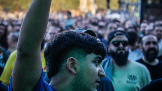 La banda gallega de rock/grunge Bala en su actuación en la playa de Riazor