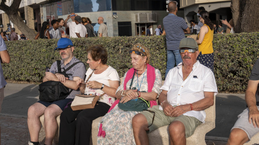 Momentos antes del eclipse total en la zona del Paseo Marítimo