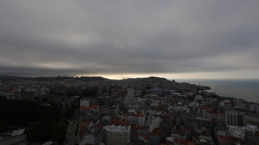 El eclipse visto desde la Torre Hercón