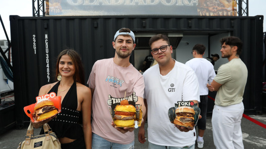 Hasta 17 hamburgueserías del país compiten por ser la mejor valorada por los asistentes en esta nueva edición que estará en la ciudad hasta el domingo 23 de agosto