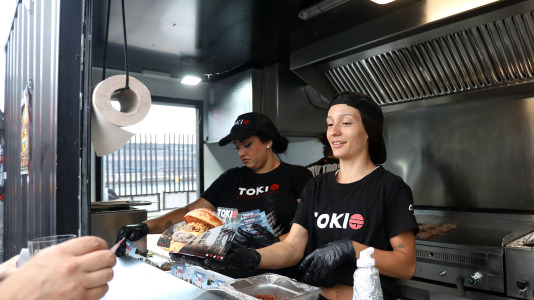Hasta 17 hamburgueserías del país compiten por ser la mejor valorada por los asistentes en esta nueva edición que estará en la ciudad hasta el domingo 23 de agosto