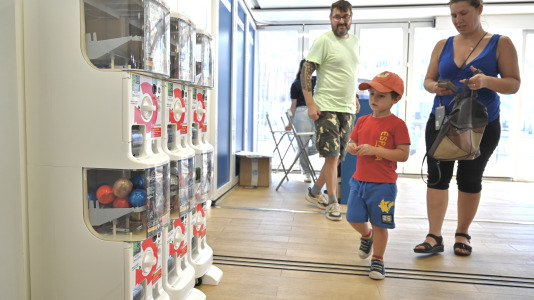 Bandai estrena en A Coruña The Gundam Base Rolling Pop-Up Tour, una experiencia itinerante que lleva el universo Gundam y Gunpla a distintas ciudades y grandes eventos de cultura pop de España. Su primera parada es en el marco de Viñetas desde o Atlántico, donde los fans pueden descubrir de cerca una experiencia inspirada en las tiendas oficiales Gundam Base.