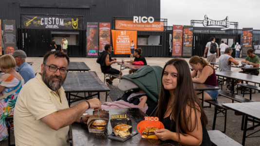 Hasta 17 hamburgueserías del país compiten por ser la mejor valorada por los asistentes en esta nueva edición, que estará en A Coruña hasta el domingo 23 de agosto