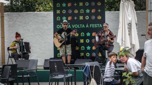 A undécima edición do festival promovido por Xosé A. Touriñán terá unha semana de música, contos, humor e gastronomía