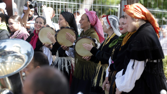 En su última jornada, la Romería de Santa Margarita presenta el concierto de la Banda Municipal de Música de A Coruña desde la Explanada Casa de las Ciencias, así como las actuaciones de Pansenfron, Son Galaico, Dervish, Herbamora y Mondra