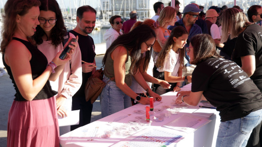 La UDC y varios museos de la ciudad llevan adelante esta iniciativa europea de divulgación científica que transforma diferentes espacios de la ciudad en lugares de encuentro entre la investigación y la sociedad, con más de cuarenta actividades