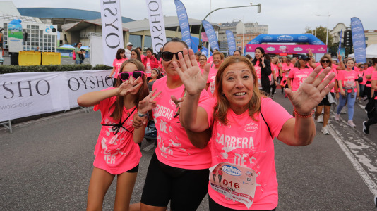Una marea rosa de 7.000 mujeres participan en la Carrera de la Mujer de A Coruña