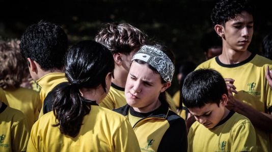 El colegio Franciscanos, para conmemorar los 800 años del tránsito de San Francisco, que se cumplen este sábado, 3 de octubre, realizó una carrera que además de promover la salud, tiene un fin solidario: recolectar fondos para la asociación Boa Noite