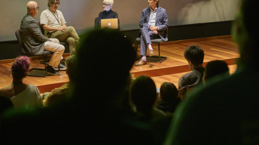 La Domus ha reunido a grandes nombres de la cultura y la tecnología para reflexionar sobre los retos y oportunidades que supone la inteligencia artificial para los sectores culturales y creativos