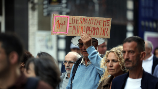 Alrededor de 1.000 personas marcharon por A Coruña