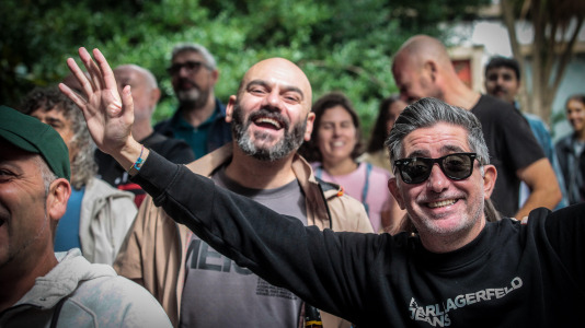 Pulpo y churrasco en la plaza de Azcárraga para el día mayor de las fiestas, amenizado con el concierto de Os Revenidos