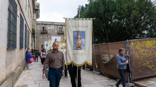 Desde la iglesia de Santo Domingo partió la patrona de la ciudad, la virgen del Rosario, en su tradicional procesión por las calles de la Ciudad Vieja