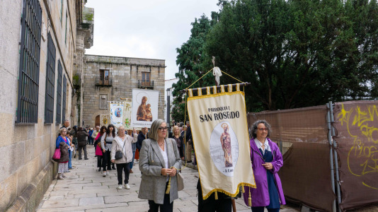 Desde la iglesia de Santo Domingo partió la patrona de la ciudad, la virgen del Rosario, en su tradicional procesión por las calles de la Ciudad Vieja