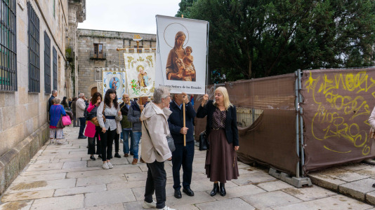 Desde la iglesia de Santo Domingo partió la patrona de la ciudad, la virgen del Rosario, en su tradicional procesión por las calles de la Ciudad Vieja