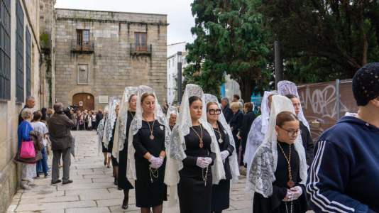 Desde la iglesia de Santo Domingo partió la patrona de la ciudad, la virgen del Rosario, en su tradicional procesión por las calles de la Ciudad Vieja