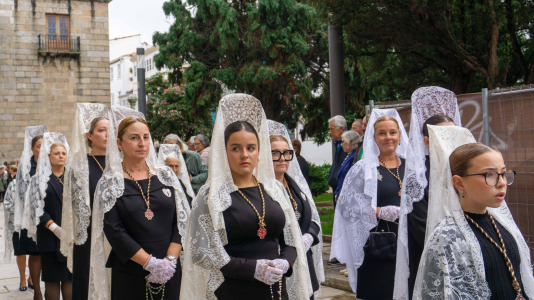 Desde la iglesia de Santo Domingo partió la patrona de la ciudad, la virgen del Rosario, en su tradicional procesión por las calles de la Ciudad Vieja