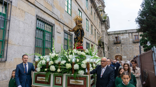 Desde la iglesia de Santo Domingo partió la patrona de la ciudad, la virgen del Rosario, en su tradicional procesión por las calles de la Ciudad Vieja