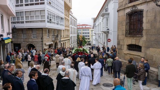 Desde la iglesia de Santo Domingo partió la patrona de la ciudad, la virgen del Rosario, en su tradicional procesión por las calles de la Ciudad Vieja