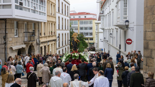 Desde la iglesia de Santo Domingo partió la patrona de la ciudad, la virgen del Rosario, en su tradicional procesión por las calles de la Ciudad Vieja