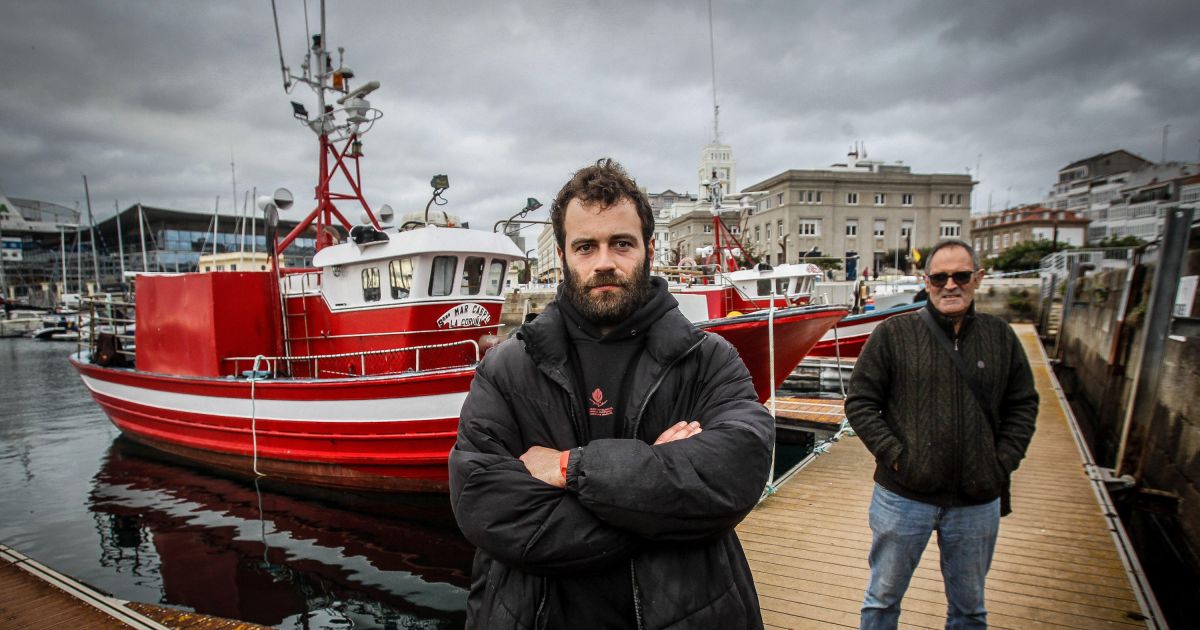 Una vida dedicada a los históricos barcos pesqueros de La Marina (A Coruña): "Cada vez compensa menos